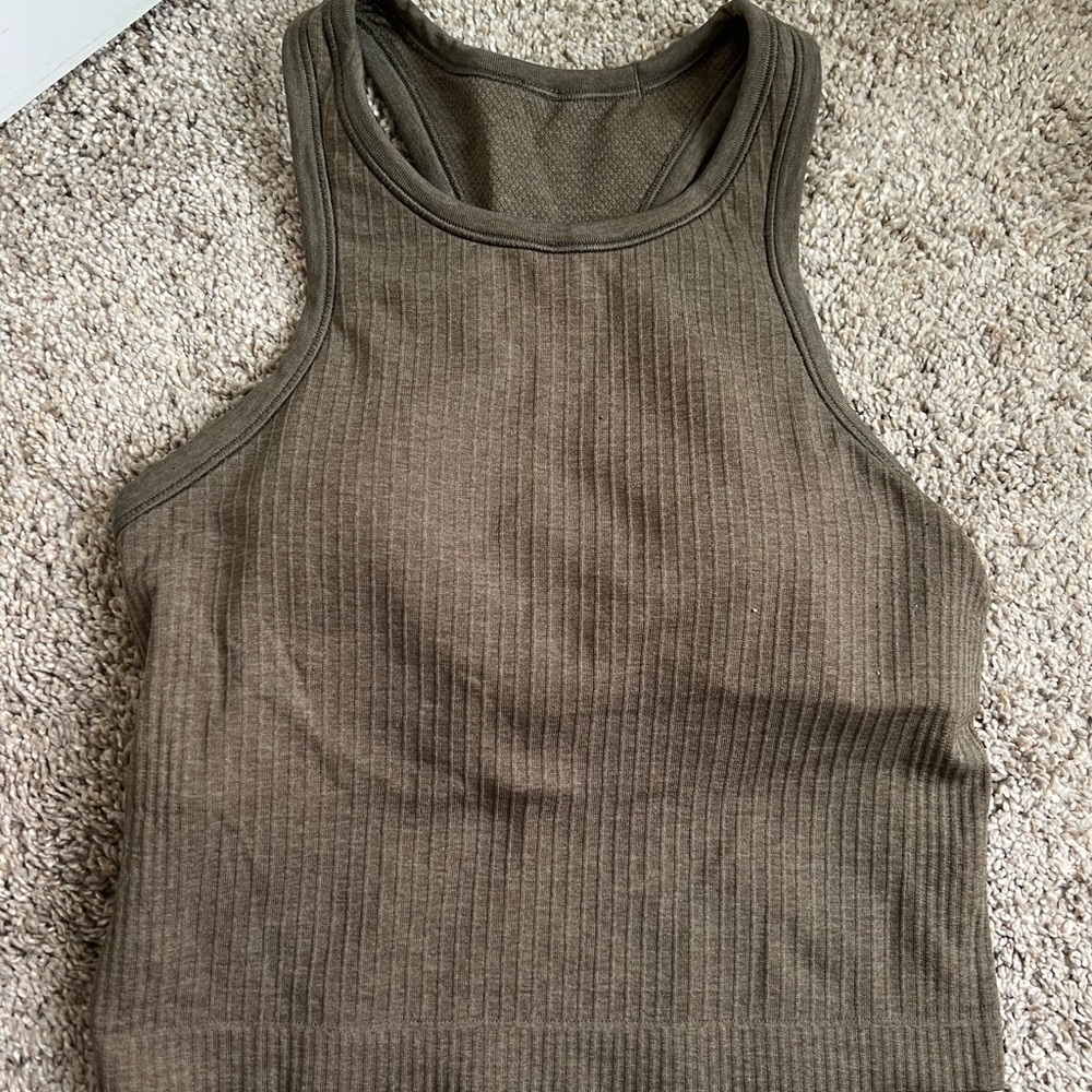 Lululemon Ebb to Street Cropped Razorback Tank Top